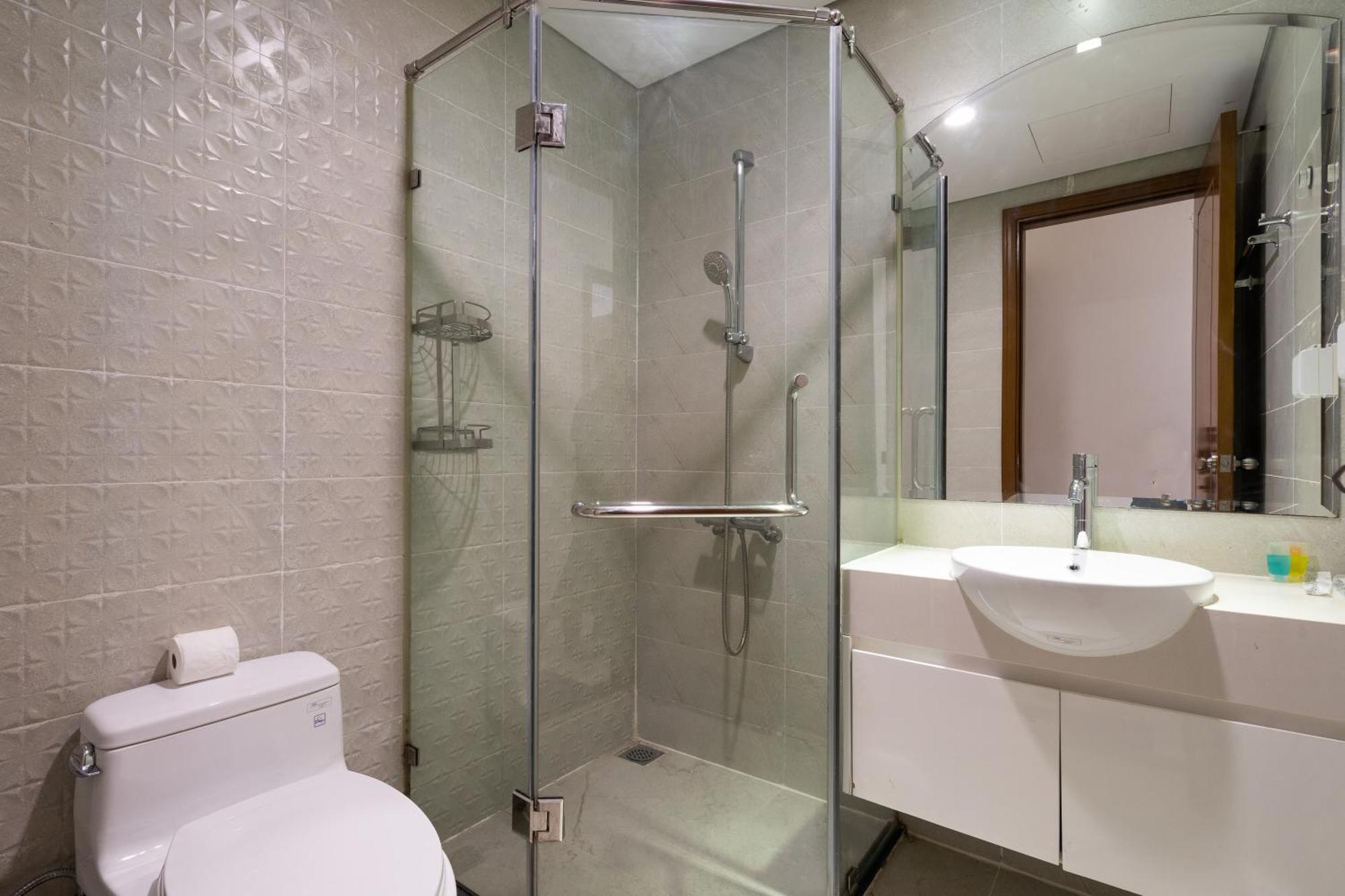Vinhomes Saigon Premium Apartments Ho Chi Minh City Exterior photo